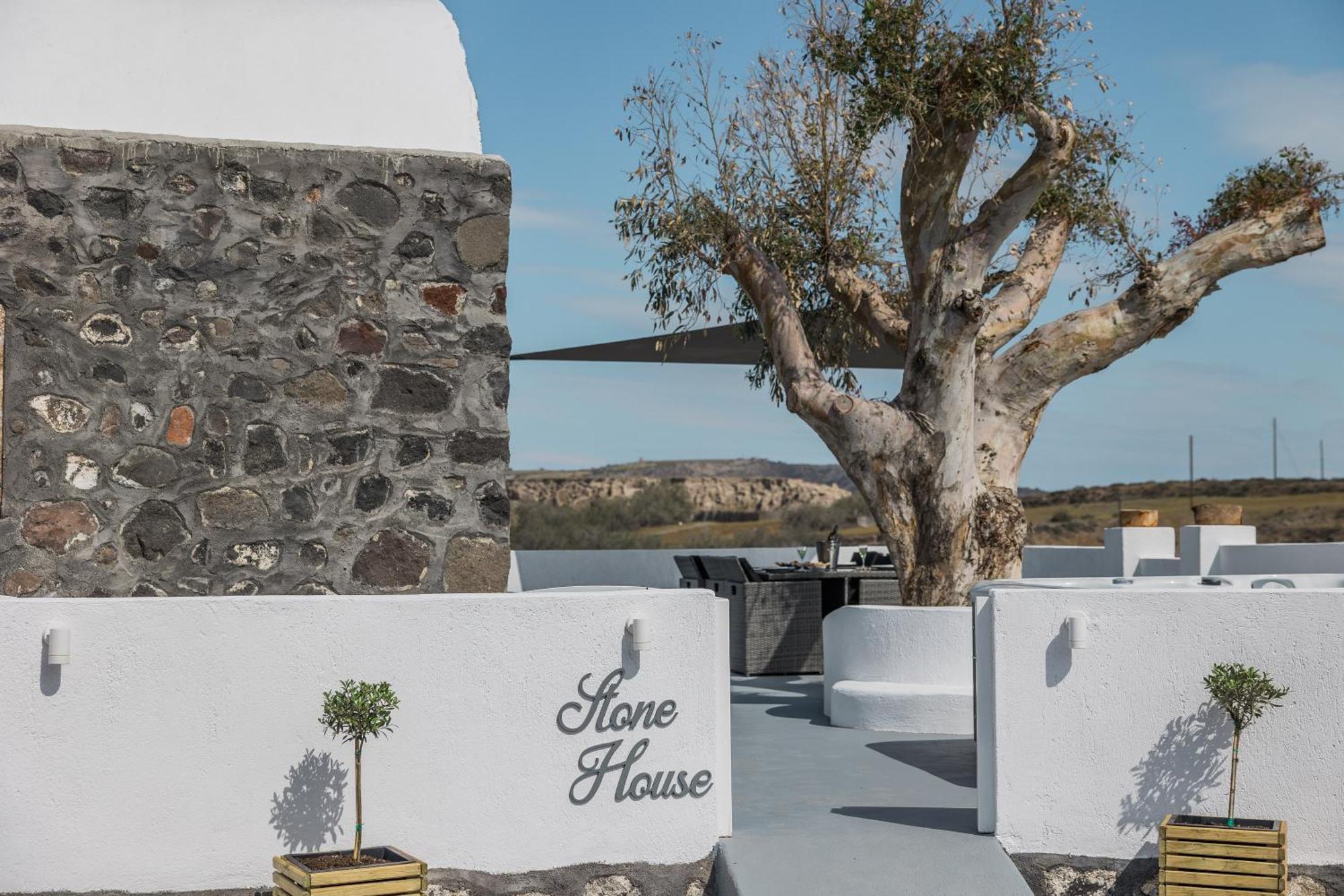 Holiday home Red Harmony Stone House